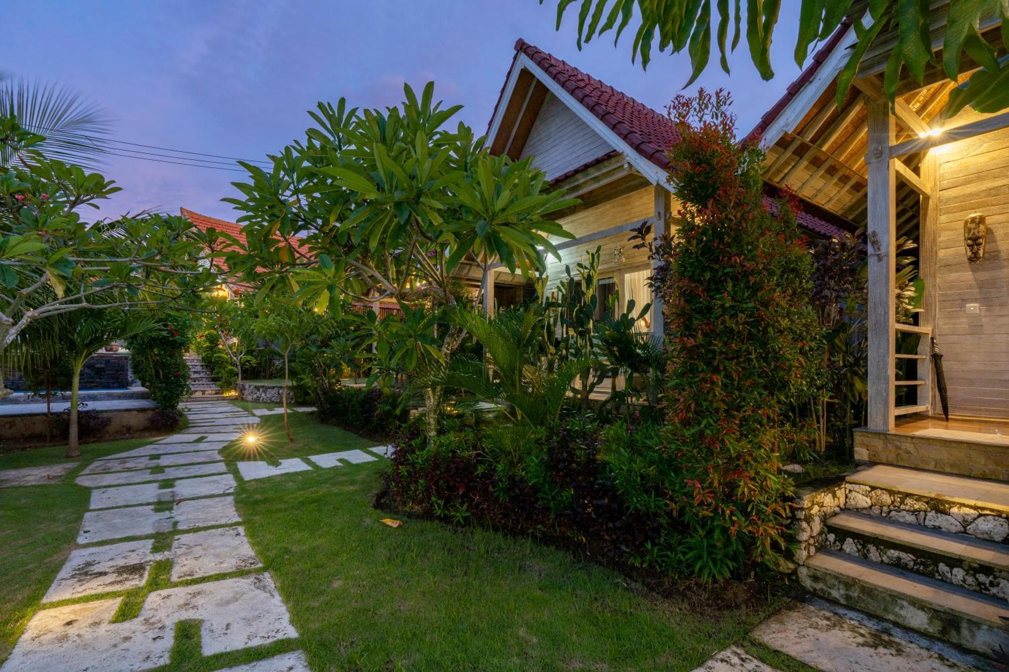 Le Biu Garden View Hotel Lembongan Eksteriør billede