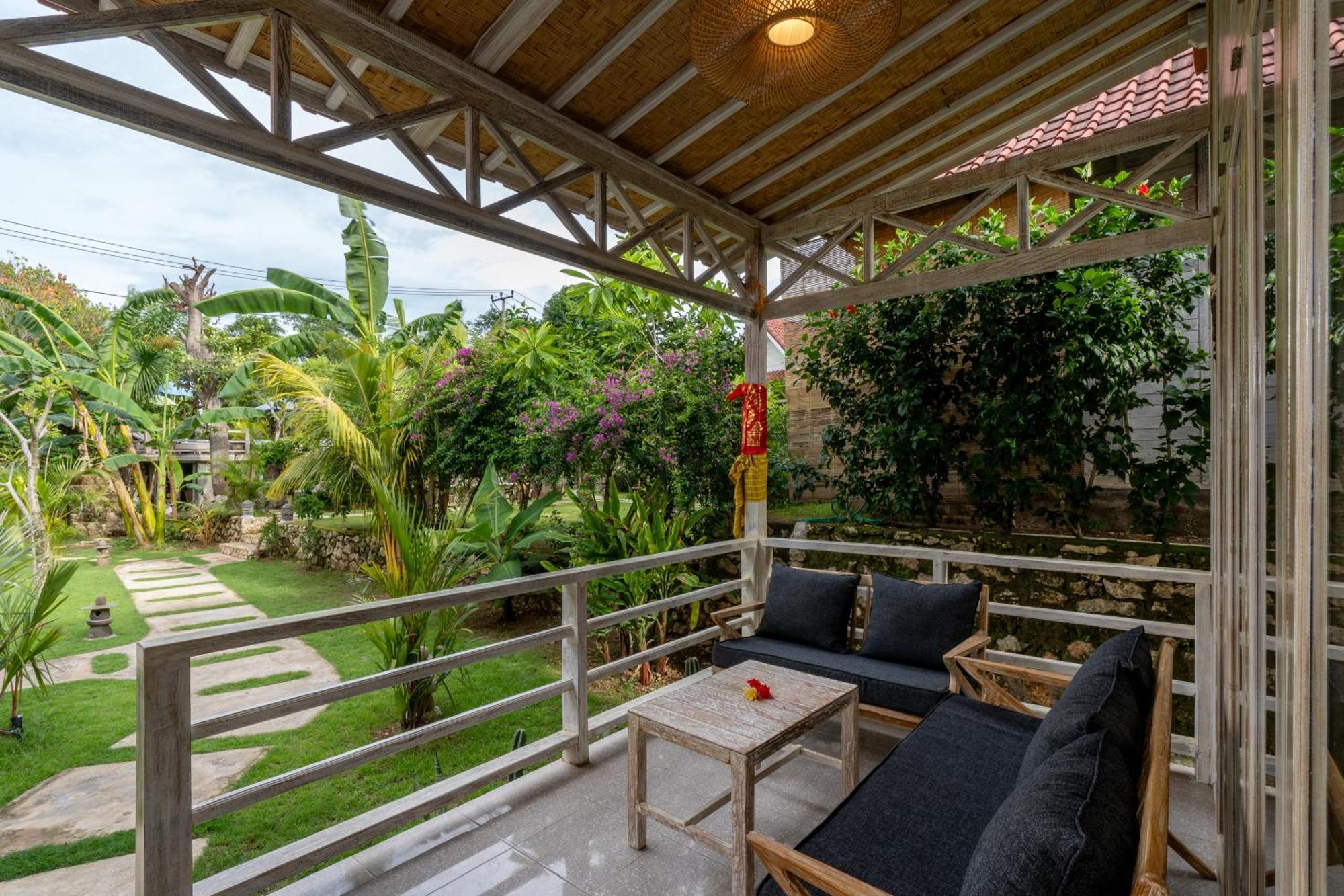 Le Biu Garden View Hotel Lembongan Eksteriør billede